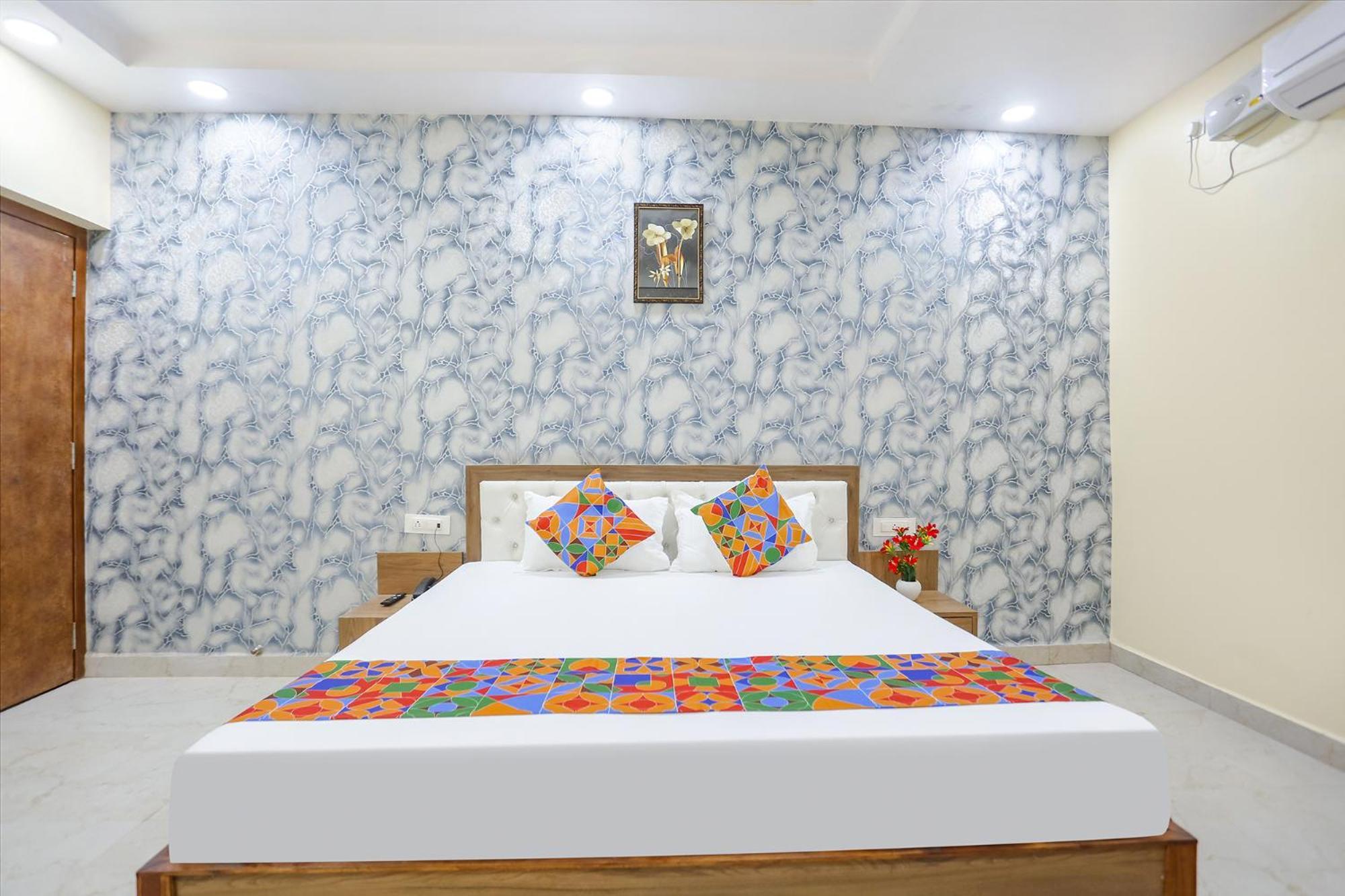 Fabexpress Aditya 3* Varanasi